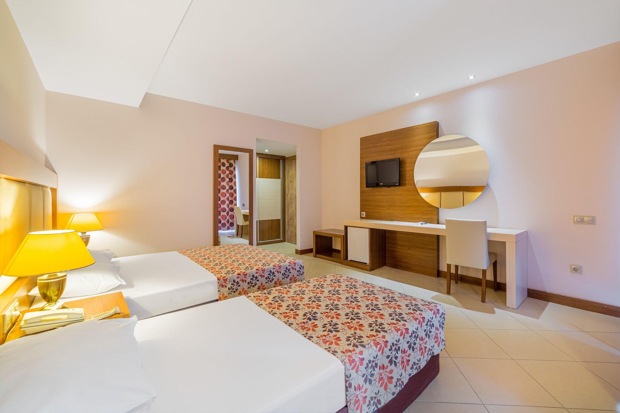 Justiniano Club Alanya Hotel Okurcalar Luaran gambar